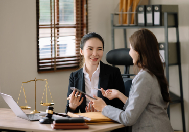 Chương trình đào tạo Thạc sĩ Luật & Quản trị kinh doanh chất lượng cao